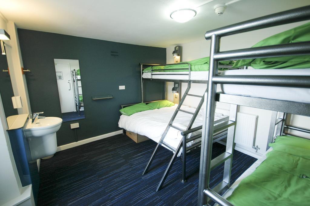 Yha Poppit Sands Hostel Cardigan Phòng bức ảnh